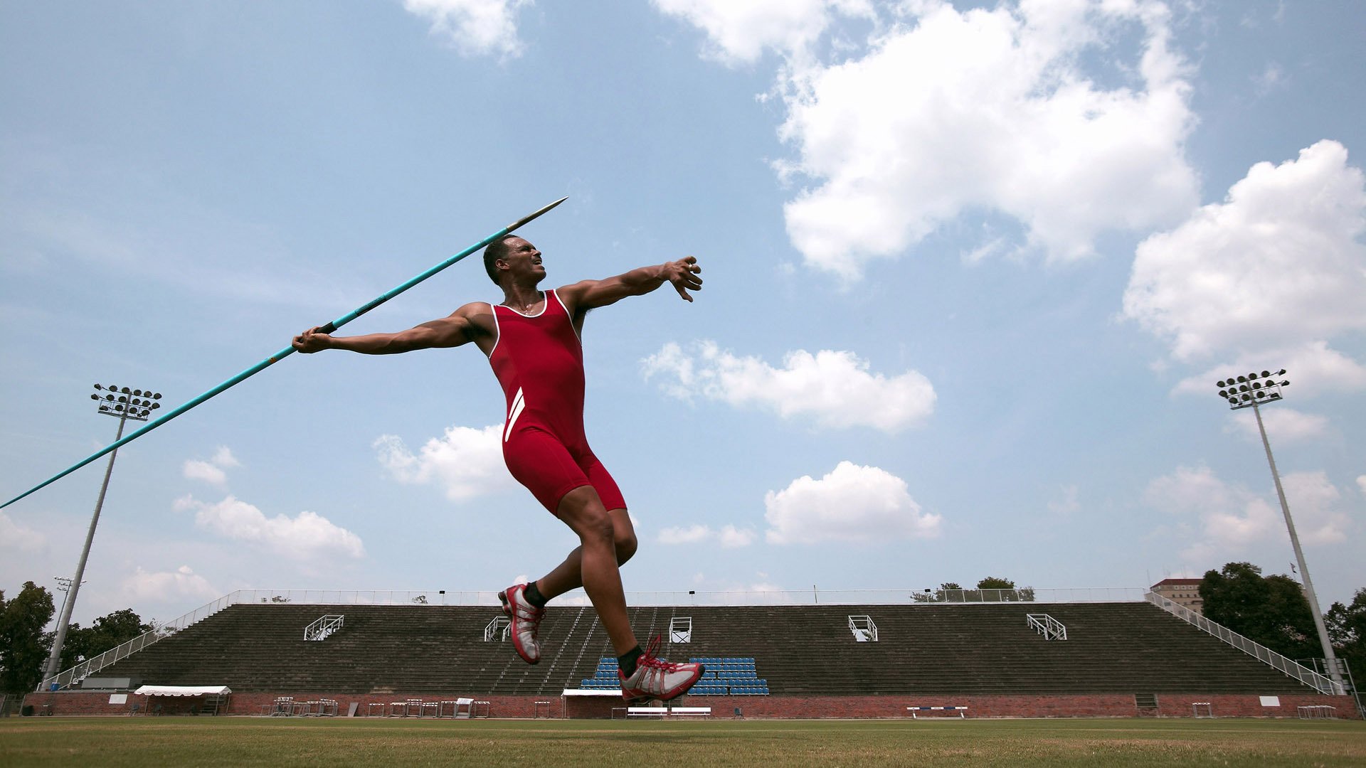 九游登录平台-喀麦隆绝境逆袭，贝林厄姆关键回合定乾坤